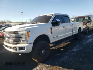 2019 Ford F-350 XL with VIN 1FT8W3BTXKEC05650, listed as a Copart auction lot 82806744 with 198,971 mi miles and Salvage Title. Bid and sale history available at DreamBid. Image 1.