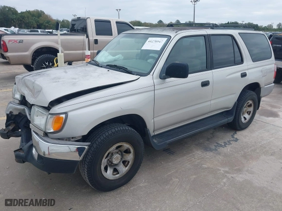2000 Toyota 4Runner with VIN JT3GM84R0Y0062962, listed as a IAAI auction lot 41270947 with 290,280 mi miles. Bid and sale history available at carsss.com. Image 18.