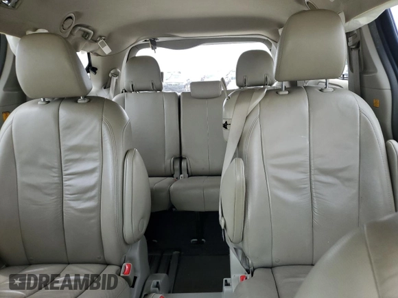 2011 Toyota Sienna XLE AAS с VIN 5TDYK3DC8BS106182, выставлен на аукционе Copart как лот 57728465 с пробегом 168 468 миль миль и Списание • Salvage title. История ставок и продаж доступна на DreamBid. Изображение 10.