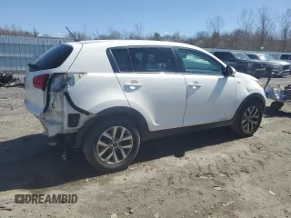 2016 Kia Sportage LX with VIN KNDPBCAC9G7870477, listed as a Copart auction lot 52110425 with 137,028 mi miles and Salvage Title. Bid and sale history available at carsss.com. Image 3.