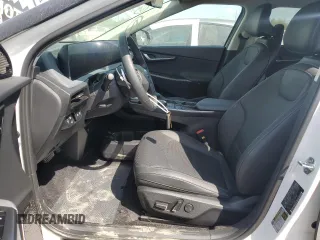 2024 Kia EV6 Wind with VIN KNDC34LA1R5193694, listed as a Copart auction lot 52608375 with 39,879 mi miles and Clean Title. Bid and sale history available at carsss.com. Image 7.