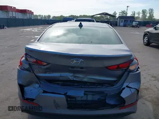 2017 Hyundai Elantra SE z VIN 5NPD74LF9HH112492, wystawiony jako IAAI lot #42083796 z przebiegiem 142 877 mil mil oraz . Historia ofert i sprzedaży dostępna na DreamBid. Obrazek 6.