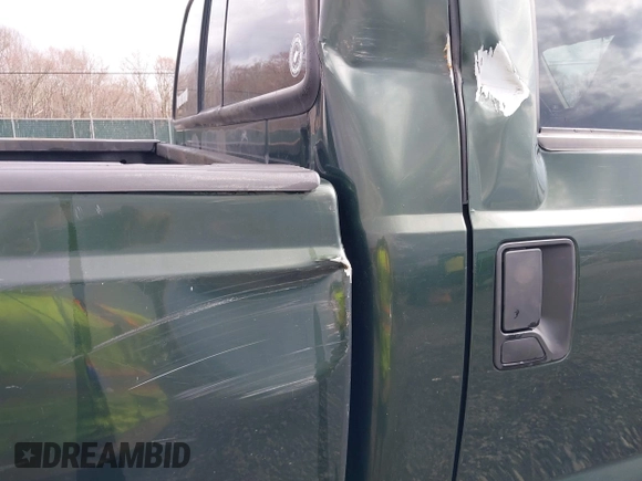 2000 Ford F-250 XL with VIN 1FTNW21F3YEC78232, listed as a IAAI auction lot 41811268 with 257,200 mi miles and . Bid and sale history available at DreamBid. Image 20.