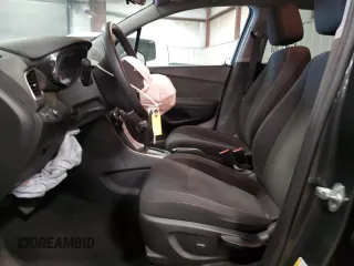 2020 Chevrolet Trax LS with VIN 3GNCJKSB7LL118467, listed as a Copart auction lot 62269095 with 34,651 mi miles and Salvage title. Bid and sale history available at DreamBid. Image 7.