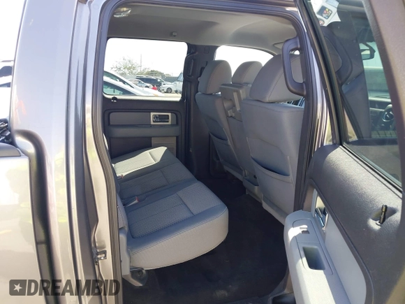 2011 Ford F-150 XL with VIN 1FTEW1CM3BFA73985, listed as a IAAI auction lot 41948818 with 84,436 mi miles. Bid and sale history available at carsss.com. Image 8.