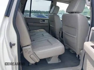 2008 Ford Expedition Max Limited z VIN 1FMFK20518LA75291, wystawiony jako IAAI lot #42388479 z przebiegiem 207 701 mil mil oraz . Historia ofert i sprzedaży dostępna na DreamBid. Obrazek 8.