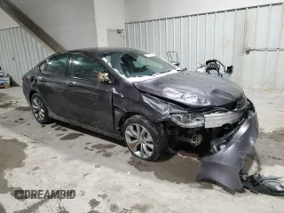 2015 Chrysler 200 S with VIN 1C3CCCBB9FN505720, listed as a Copart auction lot 89372565 with 108,206 mi miles and Salvage Title. Bid and sale history available at carsss.com. Image 4.
