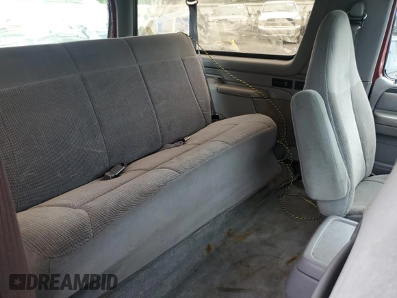 1996 Ford Bronco Custom with VIN 1FMEU15H7TLB67596, listed as a Copart auction lot 64772695 with 125,576 mi miles and Clean title. Bid and sale history available at DreamBid. Image 11.