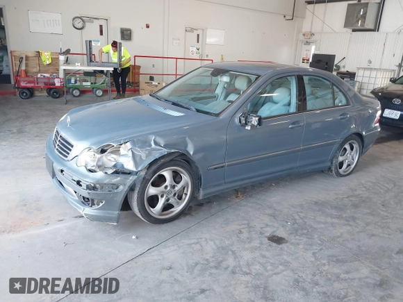 2007 Mercedes-Benz C 350 Sport z VIN WDBRF56H07F893969, wystawiony jako IAAI lot #38957039 z przebiegiem 92 408 mil mil oraz . Historia ofert i sprzedaży dostępna na DreamBid. Obrazek 2.