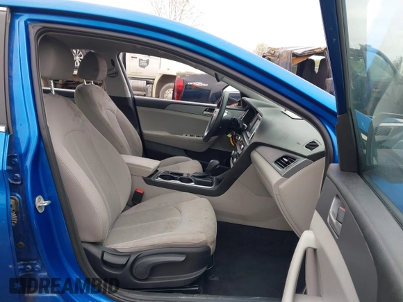 2018 Hyundai Sonata SE with VIN 5NPE24AF1JH688332, listed as a IAAI auction lot 41990382 with 156,363 mi miles and . Bid and sale history available at carsss.com. Image 5.