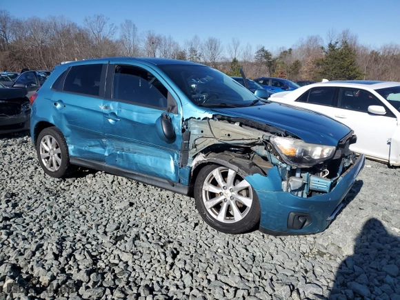 2014 Mitsubishi Outlander Sport ES with VIN 4A4AP3AU4EE002601, listed as a Copart auction lot 41407415 with 202,496 mi miles and Salvage Title. Bid and sale history available at carsss.com. Image 4.
