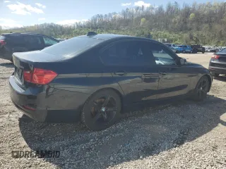 2013 BMW 3 Series 328i z VIN WBA3C1C58DF437018, wystawiony jako Copart lot #52147355 z przebiegiem 161 247 mil mil oraz Szkody całkowita. Historia ofert i sprzedaży dostępna na DreamBid. Obrazek 3.