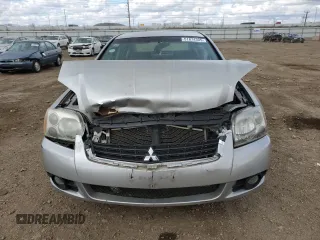 2009 Mitsubishi Galant ES z VIN 4A3AB36F59E031768, wystawiony jako Copart lot #51874305 z przebiegiem 141 638 mil mil oraz Szkoda całkowita • Salvage title. Historia ofert i sprzedaży dostępna na DreamBid. Obrazek 5.
