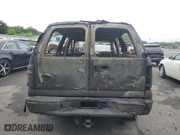 2001 Chevrolet Suburban LT with VIN 3GNGK26U11G234408, listed as a Copart auction lot 60958245 with Not provided miles and Salvage title. Bid and sale history available at DreamBid. Image 6.
