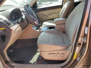 2010 Hyundai Veracruz Limited with VIN KM8NU4CC2AU115776, listed as a Copart auction lot 57053485 with 180,403 mi miles and Non repairable. Bid and sale history available at DreamBid. Image 7.