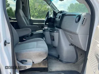 2013 Ford Econoline Passenger XL с VIN 1FBNE3BL4DDA99277, выставлен на аукционе Copart как лот 59584615 с пробегом 162 718 миль миль и Чистый • Clean title. История ставок и продаж доступна на DreamBid. Изображение 5.