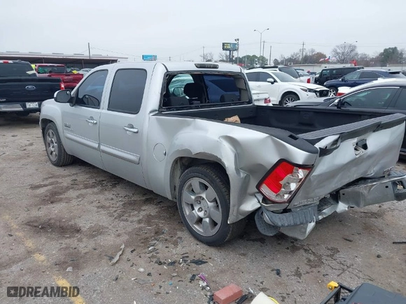 2011 GMC Sierra 1500 SLE with VIN 3GTP1VE03BG167260, listed as a IAAI auction lot 41421749 with 207,341 mi miles. Bid and sale history available at carsss.com. Image 3.
