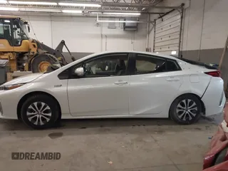 2022 Toyota Prius LE with VIN JTDKAMFP4N3223259, listed as a IAAI auction lot 41975054 with 49,558 mi miles and . Bid and sale history available at DreamBid. Image 15.