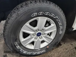 2020 Ford F-150 XL z VIN 1FTFX1E43LKD53512, wystawiony jako IAAI lot #42792761 z przebiegiem 46 026 mil mil oraz . Historia ofert i sprzedaży dostępna na DreamBid. Obrazek 24.