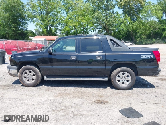 2003 Chevrolet Avalanche with VIN 3GNEC13T03G327322, listed as a IAAI auction lot 42309223 with 223,727 mi miles and . Bid and sale history available at DreamBid. Image 14.