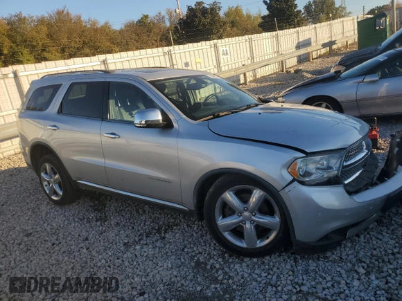 2013 Dodge Durango Citadel with VIN 1C4RDHEG0DC637488, listed as a Copart auction lot 79989364 with 195,461 mi miles and Salvage title. Bid and sale history available at DreamBid. Image 4.