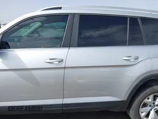 2018 Volkswagen Atlas SE with VIN 1V2KR2CA7JC546436, listed as a IAAI auction lot 41739327 with 123,916 mi miles and . Bid and sale history available at DreamBid. Image 14.