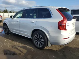 2020 Volvo XC90 Momentum with VIN YV4102PK7L1532199, listed as a Copart auction lot 45492805 with 47,553 mi miles and Salvage Title. Bid and sale history available at carsss.com. Image 2.