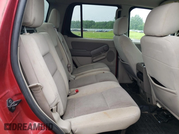 2007 Ford Explorer Sport Trac XLT z VIN 1FMEU51KX7UA39006, wystawiony jako Copart lot #63332175 z przebiegiem 168 646 mil mil oraz Czysty tytuł • Clean title. Historia ofert i sprzedaży dostępna na DreamBid. Obrazek 10.