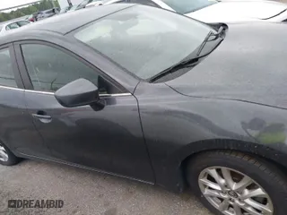 2015 Mazda Mazda3 i Touring with VIN 3MZBM1V75FM182189, listed as a IAAI auction lot 41981558 with 157,250 mi miles. Bid and sale history available at carsss.com. Image 13.