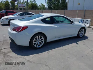 2013 Hyundai Genesis Coupe 2.0T with VIN KMHHT6KD7DU088682, listed as a IAAI auction lot 42421998 with 87,398 mi miles and . Bid and sale history available at DreamBid. Image 4.