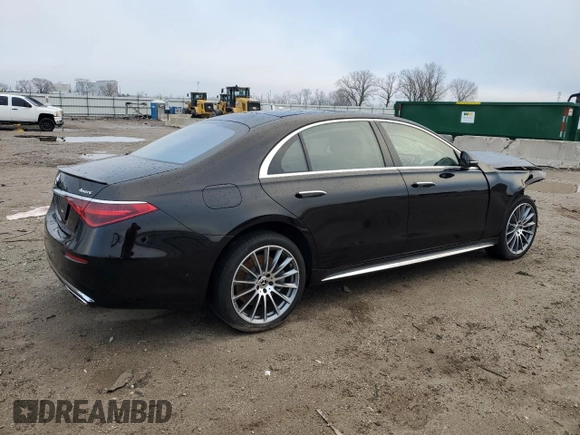 2024 Mercedes-Benz S 580e z VIN W1K6G6KB8RA276723, wystawiony jako Copart lot #86492054 z przebiegiem 5319 mil mil oraz Szkody całkowita. Historia ofert i sprzedaży dostępna na DreamBid. Obrazek 3.