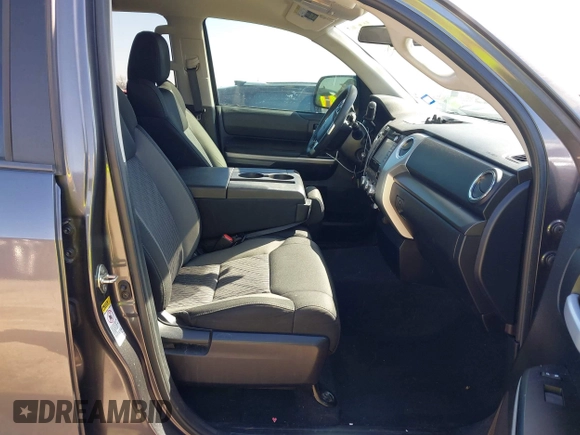 2017 Toyota Tundra 2WD SR5 with VIN 5TFRY5F16HX228522, listed as a IAAI auction lot 41712834 with 111,910 mi miles. Bid and sale history available at carsss.com. Image 5.