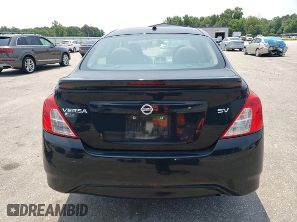 2018 Nissan Versa SV с VIN 3N1CN7AP1JL832358, выставлен на аукционе Copart как лот 58486085 с пробегом 121 125 миль миль и Списание • Salvage title. История ставок и продаж доступна на DreamBid. Изображение 6.