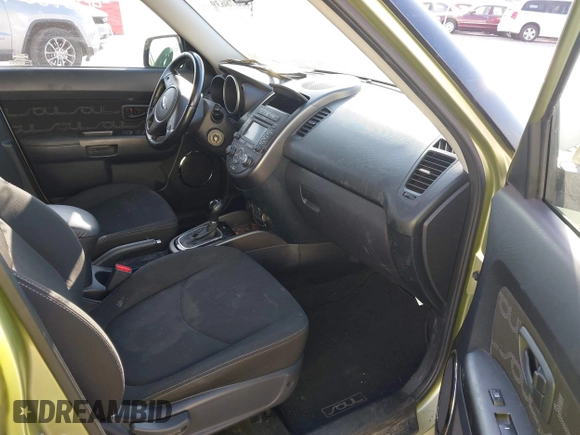 2013 Kia Soul ! with VIN KNDJT2A64D7492006, listed as a IAAI auction lot 40678639 with 56,120 mi miles. Bid and sale history available at carsss.com. Image 5.