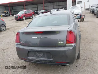 2018 Chrysler 300 with VIN 2C3CCAGG5JH256309, listed as a IAAI auction lot 41677848 with 123,687 mi miles. Bid and sale history available at carsss.com. Image 15.