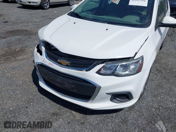 2020 Chevrolet Sonic LT z VIN 1G1JG6SBXL4112344, wystawiony jako IAAI lot #42197358 z przebiegiem 89 720 mil mil oraz . Historia ofert i sprzedaży dostępna na DreamBid. Obrazek 6.