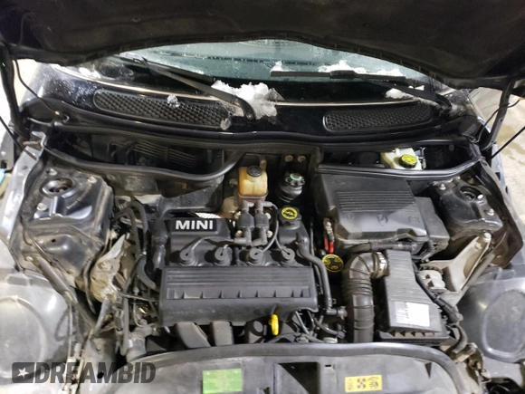 2008 MINI Convertible with VIN WMWRF33538TF67537, listed as a Copart auction lot 86498134 with 120,044 mi miles and Clean title. Bid and sale history available at DreamBid. Image 11.