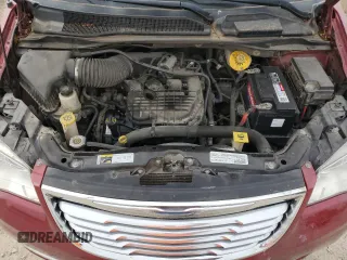 2015 Chrysler Town & Country LX with VIN 2C4RC1AG9FR710478, listed as a Copart auction lot 52577995 with 135,581 mi miles and Clean Title. Bid and sale history available at carsss.com. Image 12.
