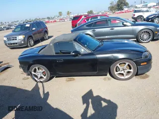2001 Mazda MX-5 Miata z VIN JM1NB353X10201894, wystawiony jako IAAI lot #42489270 z przebiegiem 207 490 mil mil oraz . Historia ofert i sprzedaży dostępna na DreamBid. Obrazek 14.