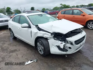 2013 Volvo S60 T5 Premier with VIN YV1612FS7D1226588, listed as a IAAI auction lot 42215478 with 61,478 mi miles and . Bid and sale history available at DreamBid. Image 1.