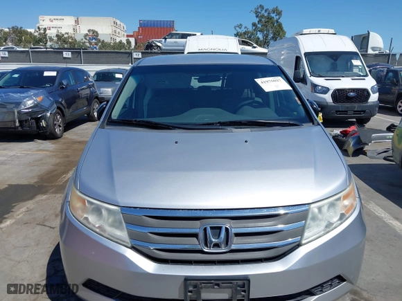 2012 Honda Odyssey EX with VIN 5FNRL5H48CB023003, listed as a IAAI auction lot 41975027 with 221,313 mi miles. Bid and sale history available at carsss.com. Image 12.