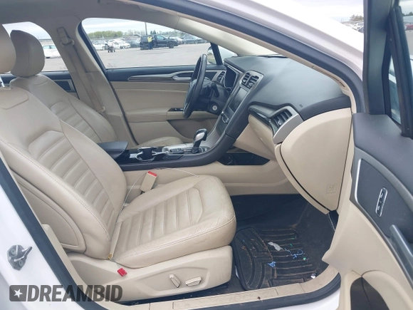 2015 Ford Fusion SE z VIN 3FA6P0H9XFR294210, wystawiony jako IAAI lot #42187211 z przebiegiem 171 326 mil mil oraz . Historia ofert i sprzedaży dostępna na DreamBid. Obrazek 5.