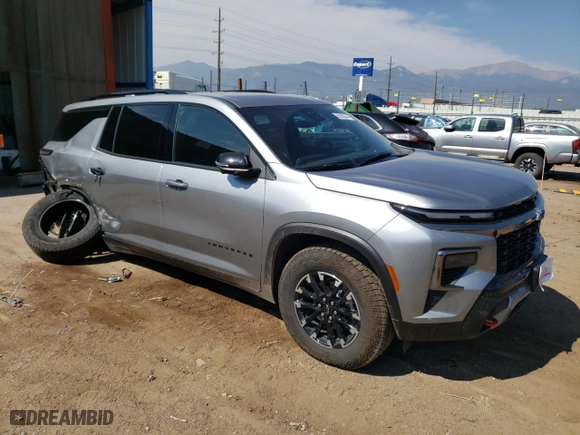 2024 Chevrolet Traverse AWD Z71 with VIN 1GNEVJKS3RJ169570, listed as a Copart auction lot 65659544 with 4,401 mi miles and Salvage Title. Bid and sale history available at carsss.com. Image 4.