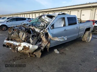 2017 GMC Sierra 2500HD Denali with VIN 1GT12UEY0HF152096, listed as a Copart auction lot 86326844 with 0 mi miles and Non Repairable. Bid and sale history available at carsss.com. Image 1.