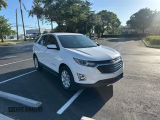 2021 Chevrolet Equinox LT z VIN 3GNAXKEV1MS111159, wystawiony jako Copart lot #58770925 z przebiegiem 43 307 mil mil oraz Szkoda całkowita • Salvage title. Historia ofert i sprzedaży dostępna na DreamBid. Obrazek 1.