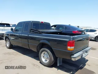 1993 Ford Ranger STX z VIN 1FTCR14A6PPB80601, wystawiony jako IAAI lot #42436006 z przebiegiem 59 656 mil mil oraz . Historia ofert i sprzedaży dostępna na DreamBid. Obrazek 3.