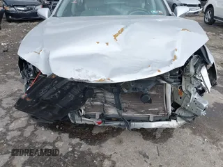 2010 Lexus ES 330 with VIN JTHBK1EG2A2357036, listed as a IAAI auction lot 41319454 with Not Provided miles and . Bid and sale history available at DreamBid. Image 6.