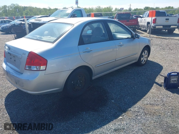 2009 Kia Spectra EX with VIN KNAFE222695665195, listed as a IAAI auction lot 42227515 with 129,637 mi miles and . Bid and sale history available at DreamBid. Image 4.
