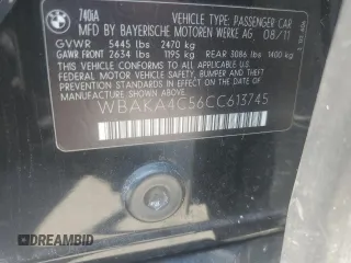 2012 BMW 7 Series 740i z VIN WBAKA4C56CC613745, wystawiony jako Copart lot #57342795 z przebiegiem 139 889 mil mil oraz Czysty tytuł • Clean title. Historia ofert i sprzedaży dostępna na DreamBid. Obrazek 12.