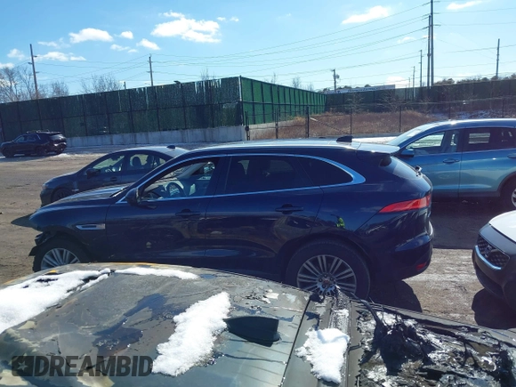 2020 Jaguar F-Pace 30t Portfolio with VIN SADCN2GX6LA659099, listed as a IAAI auction lot 41567986 with 46,058 mi miles and . Bid and sale history available at DreamBid. Image 14.